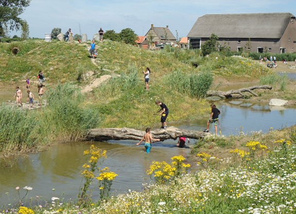 Spelen